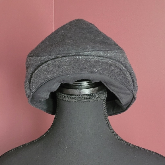 NWOT Hat -  Flat Hat, Never Worn. - Picture 4 of 5